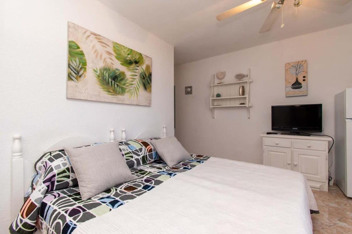 Parque Santiago II 269 - Studio With Sea And Pool Views Playa de las Americas  Luaran gambar
