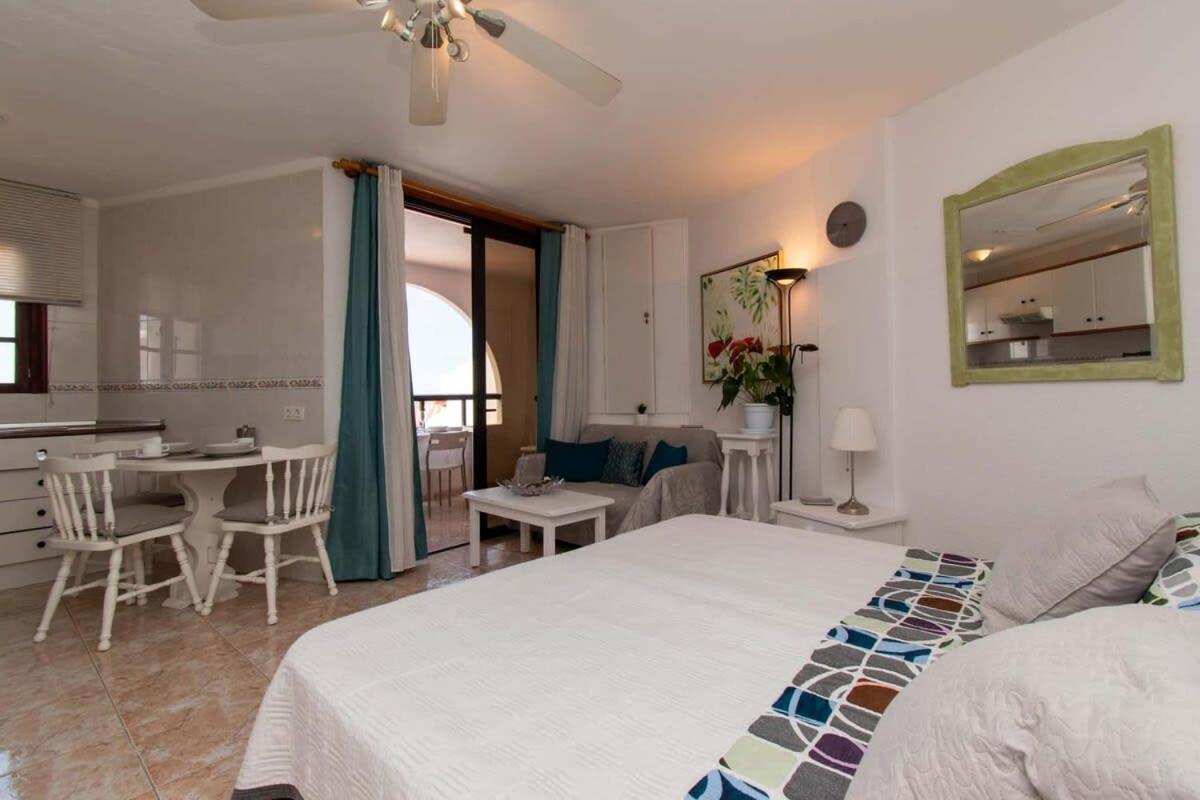 Parque Santiago II 269 - Studio With Sea And Pool Views Playa de las Americas  Luaran gambar