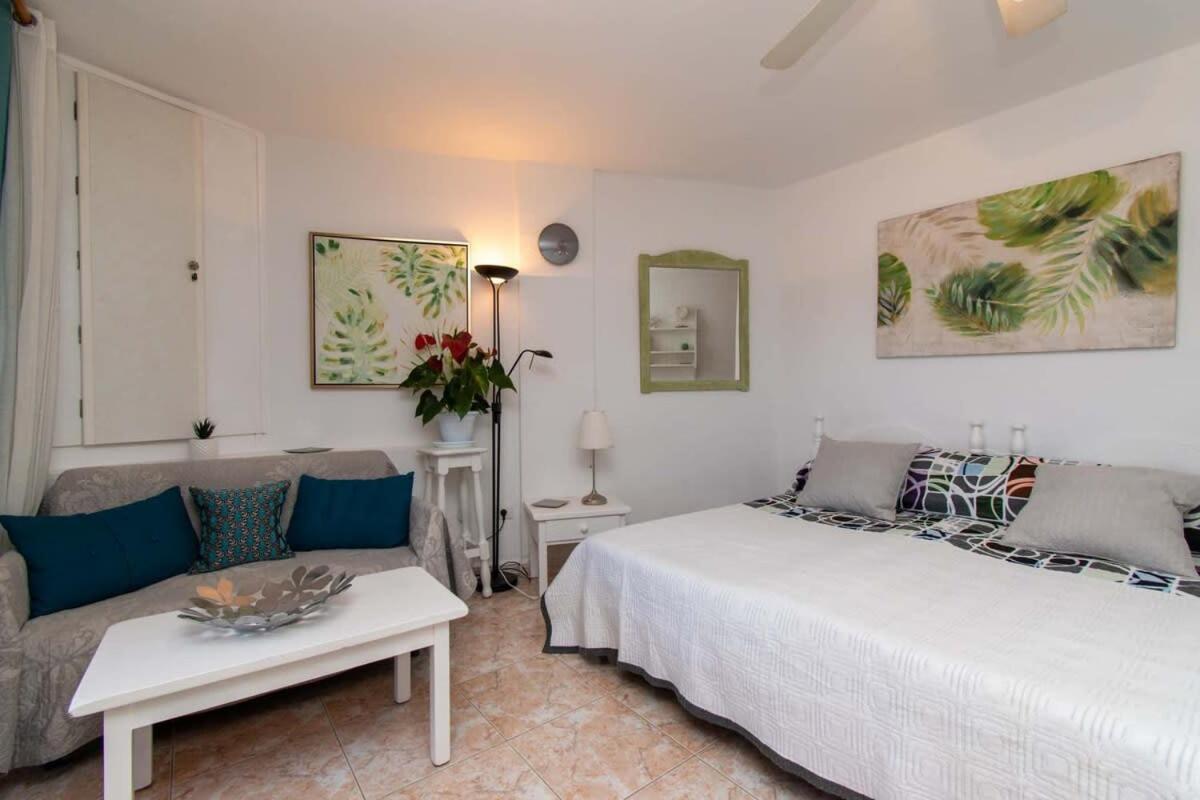 Parque Santiago II 269 - Studio With Sea And Pool Views Playa de las Americas  Luaran gambar